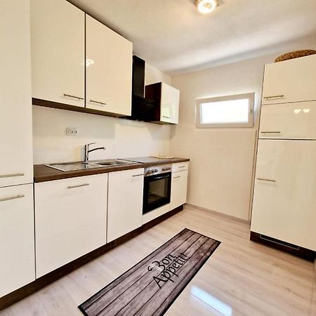 Split Apartment Buitenkant foto
